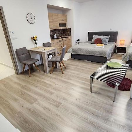Appartamento Apartman Praha Esterno foto
