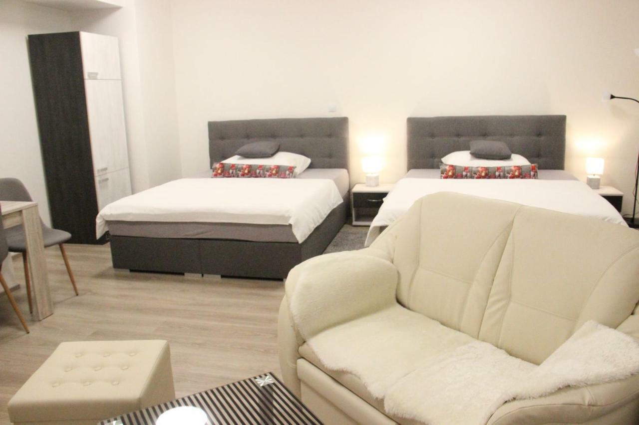 Appartamento Apartman Praha Esterno foto